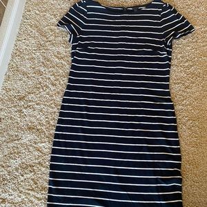 Professional Banana Republic Navy/White Shift Dress